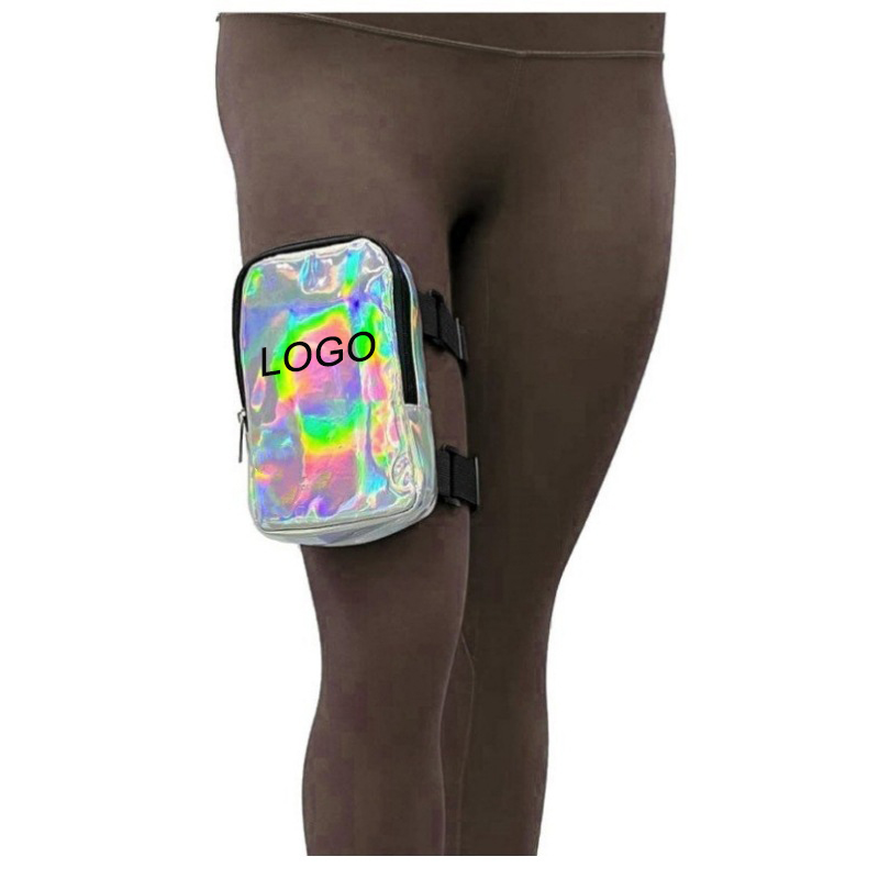 This thigh bag is designed with adjustable shoulder straps